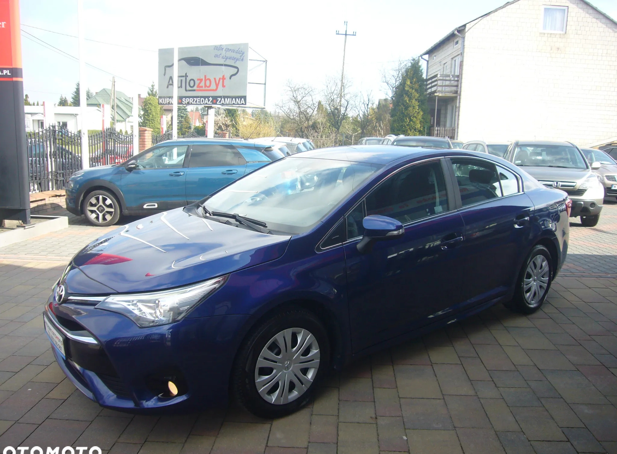 Toyota Avensis cena 48500 przebieg: 195000, rok produkcji 2017 z Piotrków Kujawski małe 211